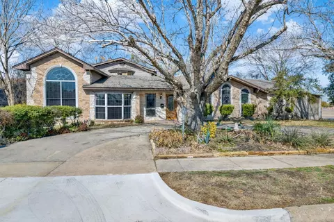 501 Colgate Dr, Lancaster, TX 75134