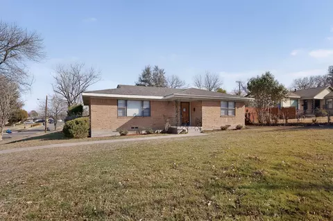 5606 S Marsalis Ave, Dallas, TX 75241