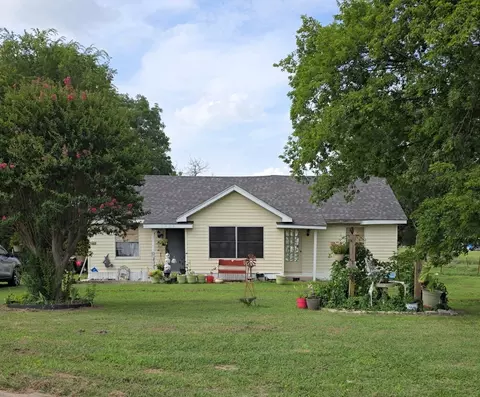 1464 Highway 164 W, Groesbeck, TX 76642
