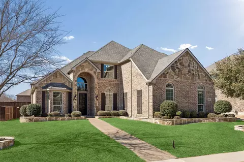2816 Mona Vale Rd, Trophy Club, TX 76262