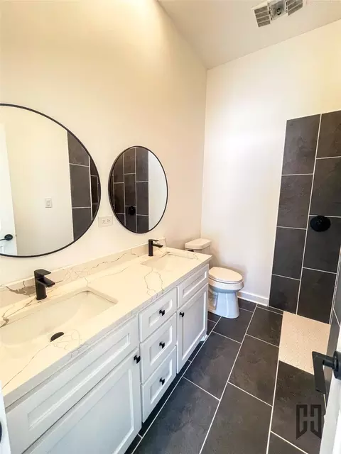 Bath - 400 Summit, Minden, LA 71055 photo 1 of 3