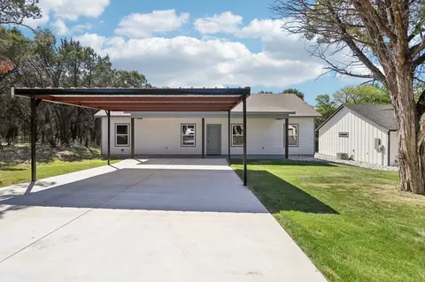 9320 Apache Trl, Rio Vista, TX 76093