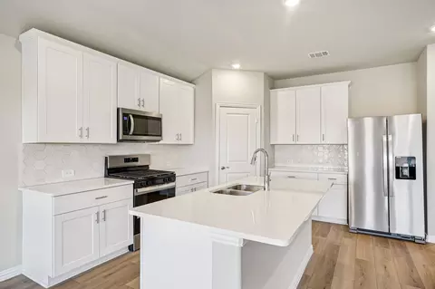 800 London Town Ln, Mckinney, TX 75071