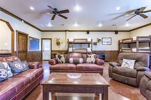 Living - 313 Wolf Creek Rd, Lorena, TX 76655 photo 4 of 5