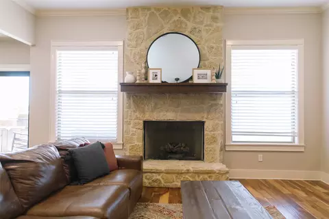 Living - 313 Wolf Creek Rd, Lorena, TX 76655 photo 3 of 5