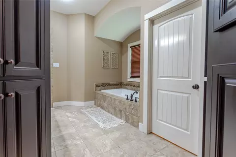 Entry Way - 313 Wolf Creek Rd, Lorena, TX 76655 photo 1 of 1