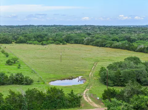 1505 Mcelroy Ln, No City, TX 78950