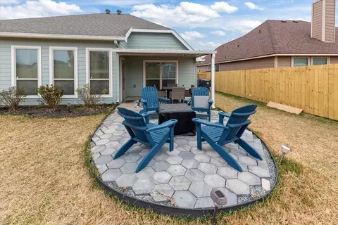 Exterior - 10861 Burnham Dr, Waco, TX 76708 photo 4 of 8