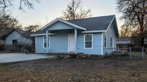 1207 Wayne St, Fort Worth, TX 76117