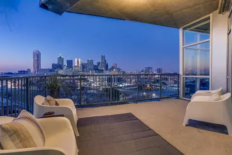 1001 Belleview St #708, Dallas, TX 75215