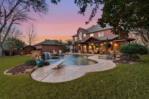 2711 Quail Cove Dr, Highland Village, TX 75077