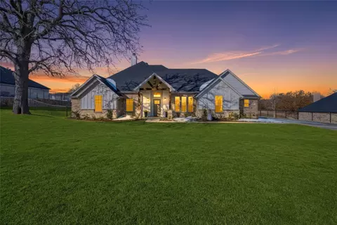 9017 Valley Oak Ct, Springtown, TX 76082