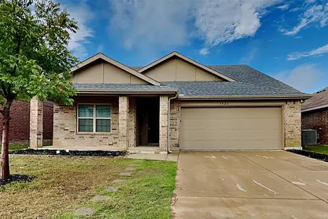 7521 Captain Ln, Fort Worth, TX 76179