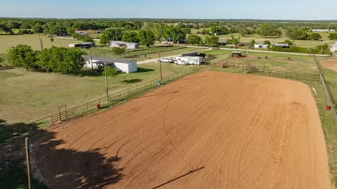 1193 Lincoln Dr, Stephenville, TX 76401