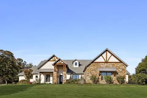7008 Woodridge Dr, Flower Mound, TX 75022