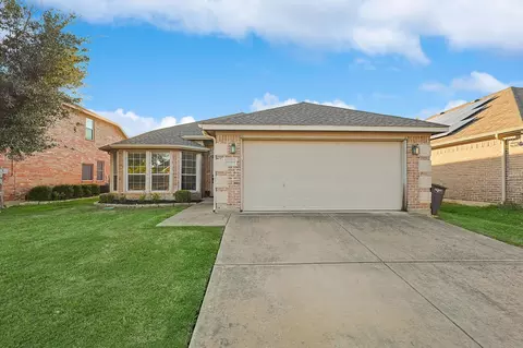 10705 Emerald Park Ln, Haslet, TX 76052