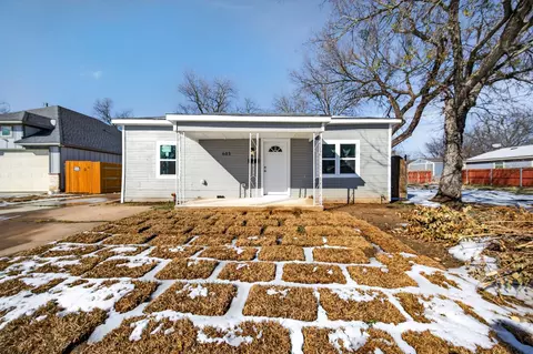 603 E Willingham St, Cleburne, TX 76031