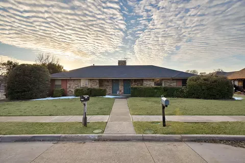 3365 Lanarc Dr, Plano, TX 75023