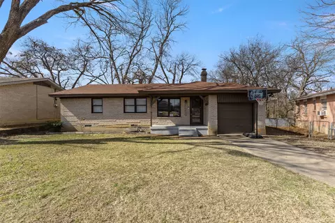 1206 Hillside Dr, Grand Prairie, TX 75051