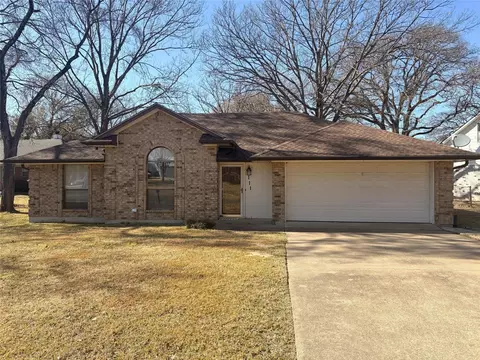 111 Harbor Haven St, Gun Barrel City, TX 75156