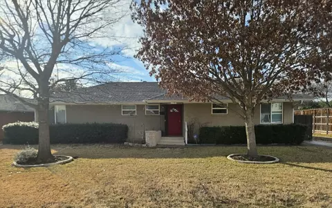 9949 Ontario Ln, Dallas, TX 75220