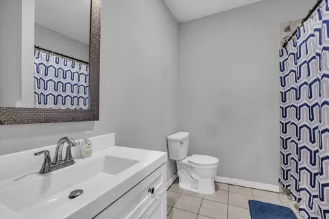 Bath - 1822 Herring Ave, Waco, TX 76708 photo 1 of 3