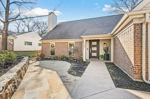 1707 Acorn Dr, Euless, TX 76039 photo 2