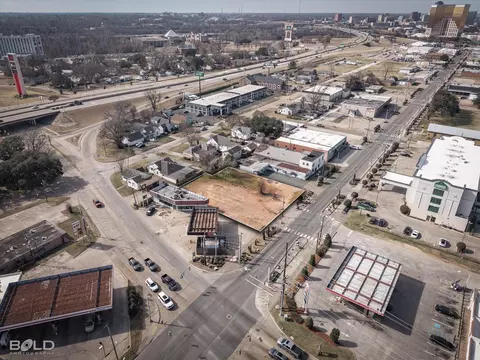 1230 Barksdale Blvd, Bossier City, LA 71111