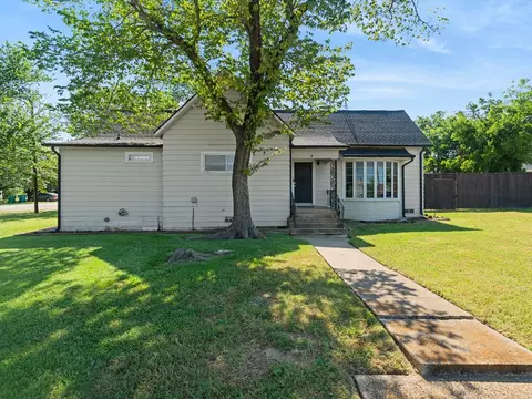 108 N Baker St, Ferris, TX 75125