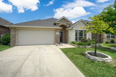 5604 Durst Ln, Forney, TX 75126
