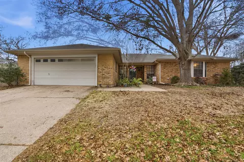 5105 Wind Rock Ct, Arlington, TX 76017