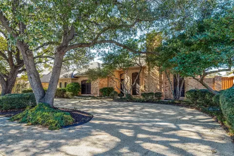 15607 Trails End Dr, Dallas, TX 75248