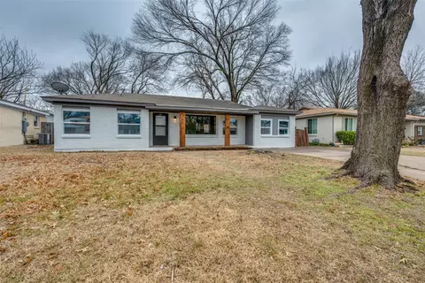 5513 Fursman Ave, Fort Worth, TX 76114