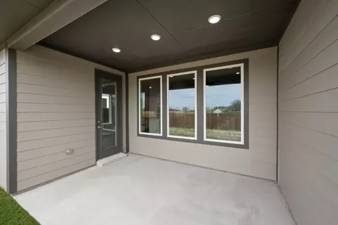 Exterior - 1721 Nesting Robin Ln, Krum, TX 76249 photo 6 of 8