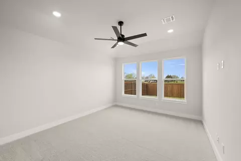 Bedroom - 1721 Nesting Robin Ln, Krum, TX 76249 photo 3 of 8