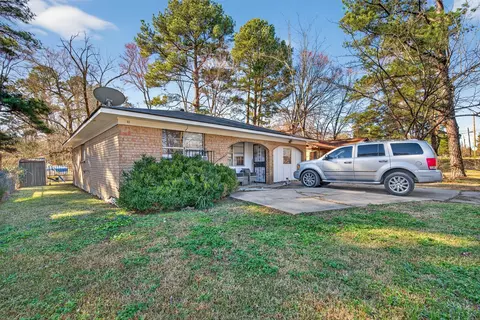 2791 Kelsey St, Shreveport, LA 71107