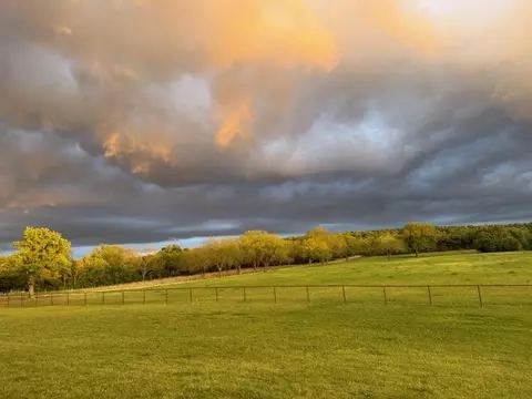1079 Union Hill Rd, Mineral Wells, TX 76067