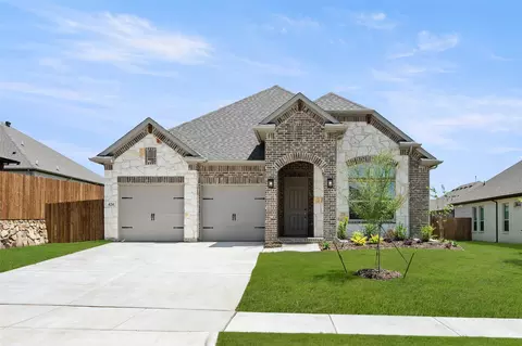 424 Lamb Ln, Waxahachie, TX 75167