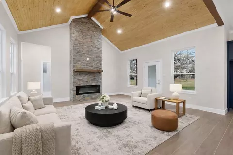 335 Cross Tie Ranch Rd, Trinidad, TX 75163