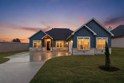 339 Cross Tie Ranch Rd, Trinidad, TX 75163