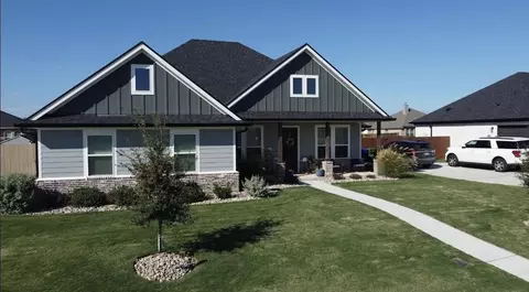 10116 T Bury Ln, Waco, TX 76708