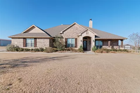 133 High Ridge Ct, Decatur, TX 76234