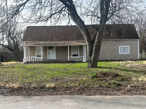 603 W Bloodworth, Olney, TX 76374