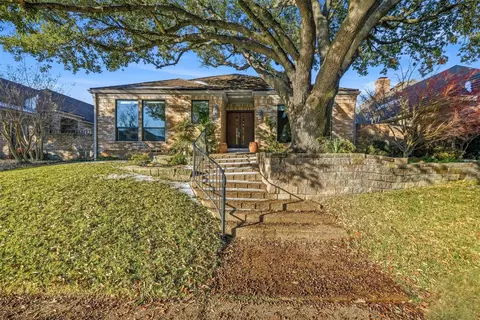 1901 Crockett Cir, Irving, TX 75038