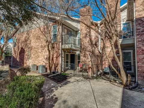 7510 Holly Hill Dr #127, Dallas, TX 75231