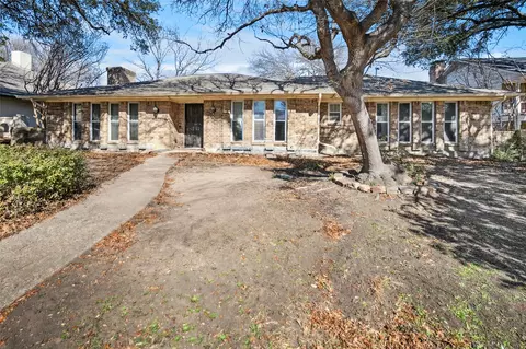 2709 Prairie Creek Ct, Plano, TX 75075