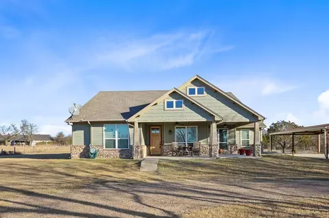 605 E Godley Ave, Godley, TX 76044
