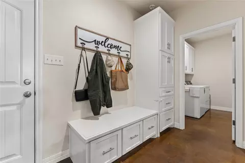Entry Way - 10514 Mesa Dr, Waco, TX 76708 photo 1 of 3