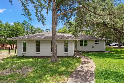 9730 Timberview Dr, Woodway, TX 76712