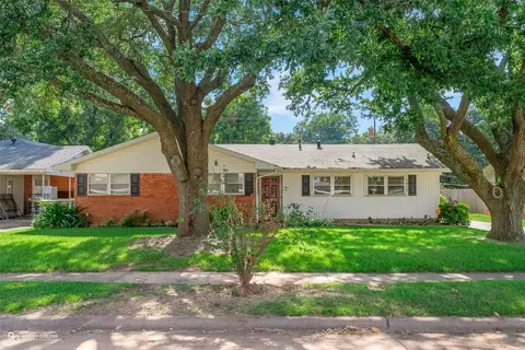 1617 Margaret St, Bossier City, LA 71112